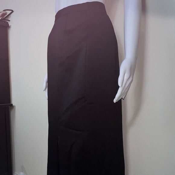 Patra Vintage Lined‎ Pencil Skirt in Black - Picture 9 of 13